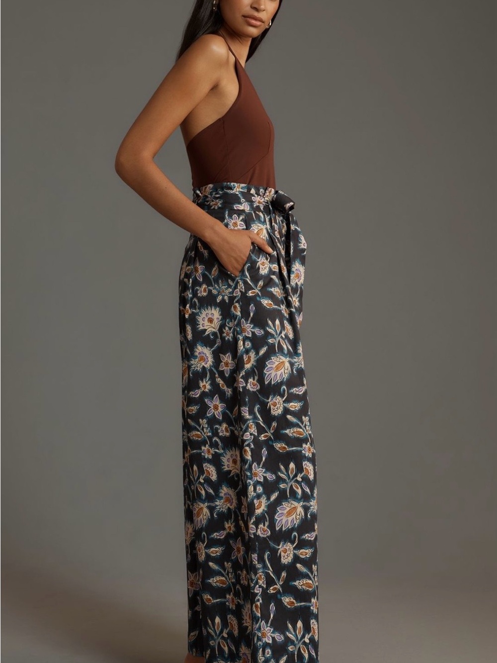 Corey Lynn Calter High-Waist Wide Leg Floral Belted Pants. - Picture 4 of 11